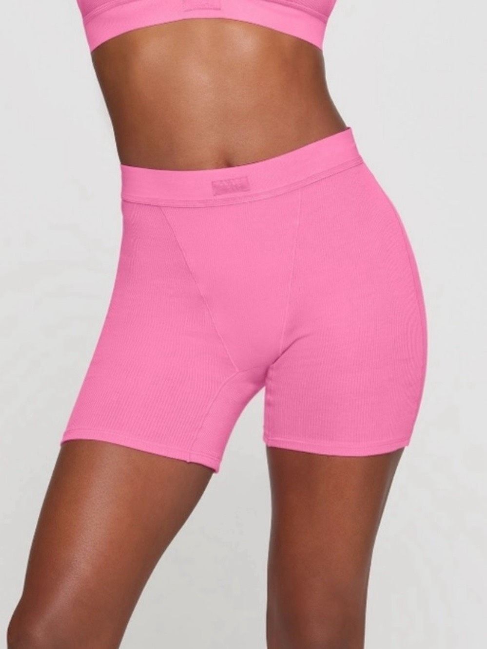 Skims Cotton Rib Boxer Shorts in Sugar Pink Medium